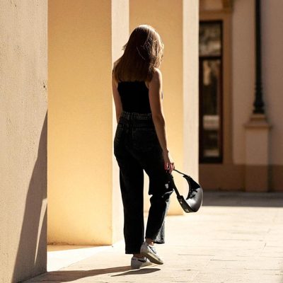 Crescent Leather Handbag Minimalist Shoulder Bag Gold Hardware